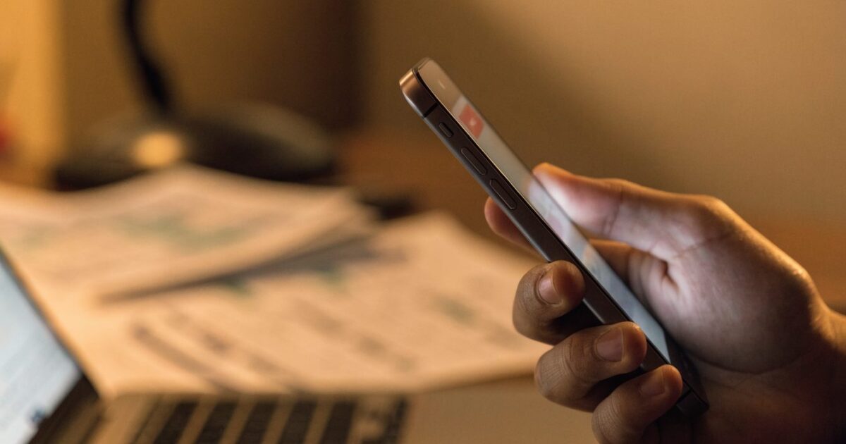 Faux SMS de remboursement d'impôts : l'arnaque DGFiP de l'été 2026