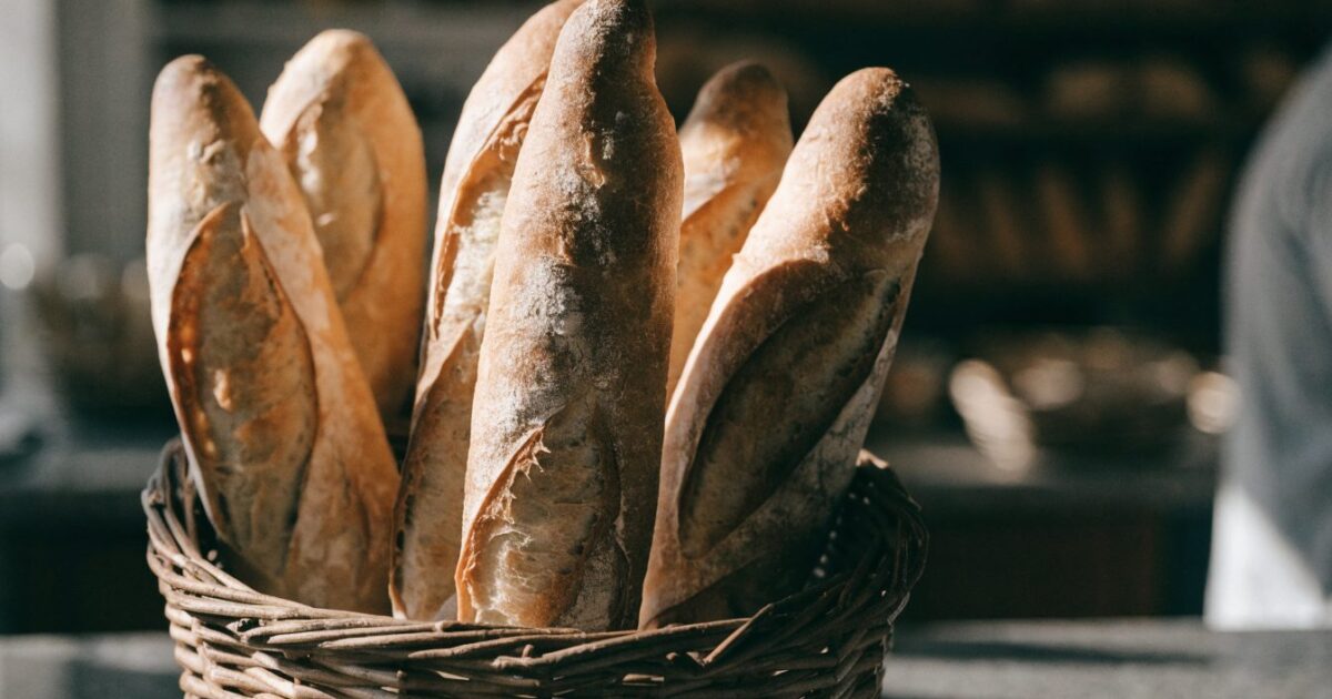 Prix de la baguette 2026 : pourquoi il grimpe et où payer moins cher
