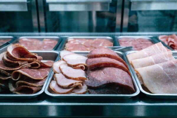 Rappel Carrefour : charcuteries de porc cuit rappelées pour listeria