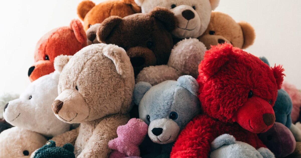 Rappel de jouets : peluches et déguisements, les réflexes à avoir